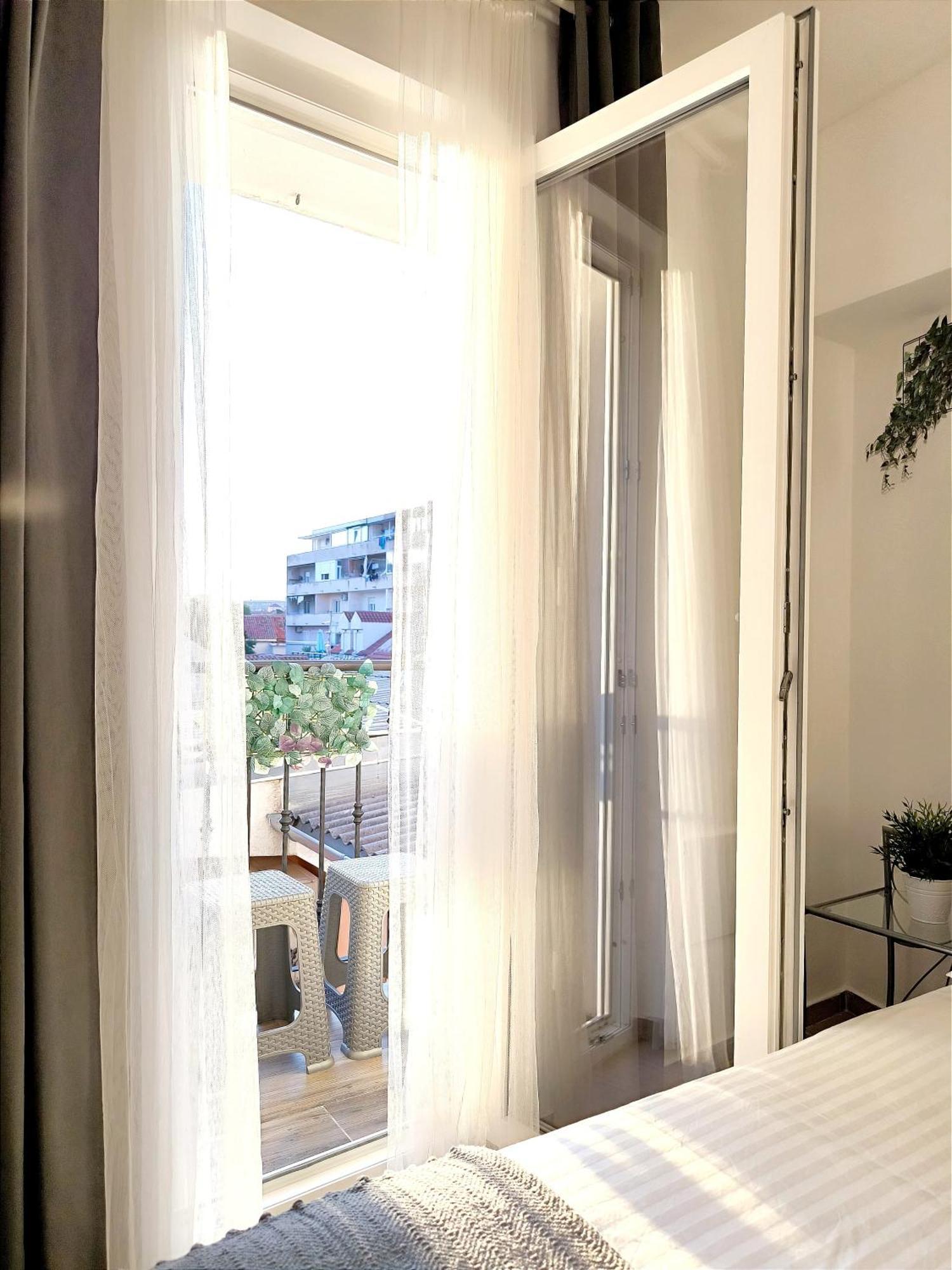 Central Apartment & Room Niko Split Exterior foto